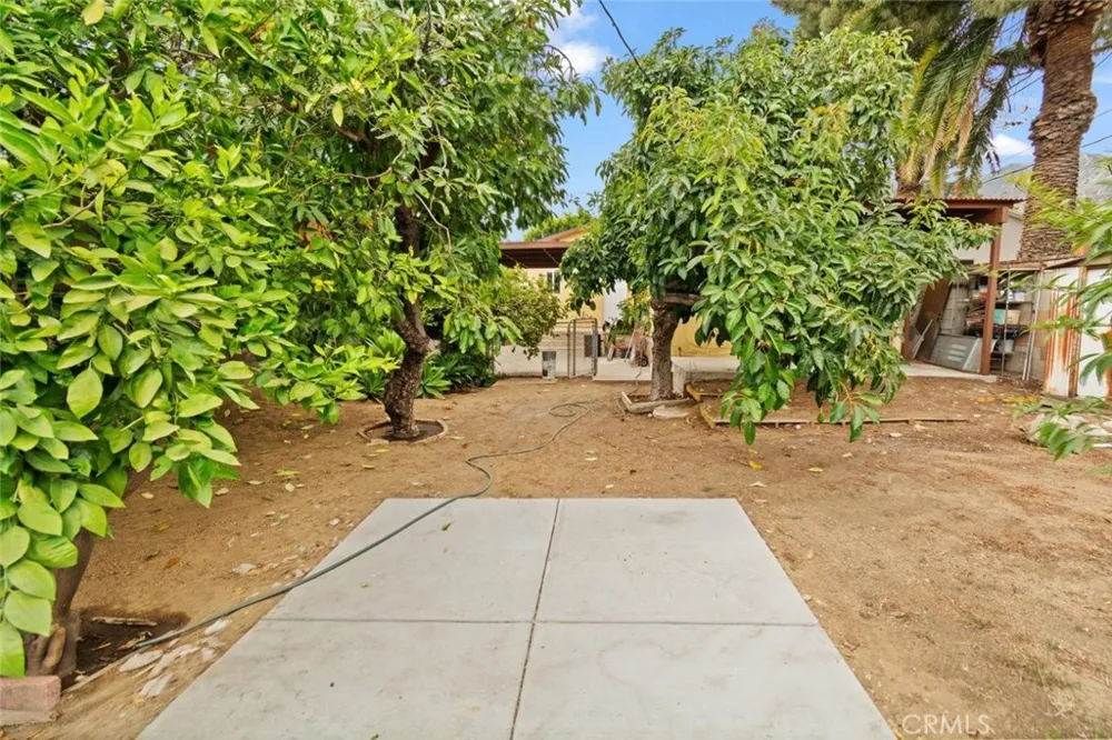 13260 Raven Sylmar, CA 91342