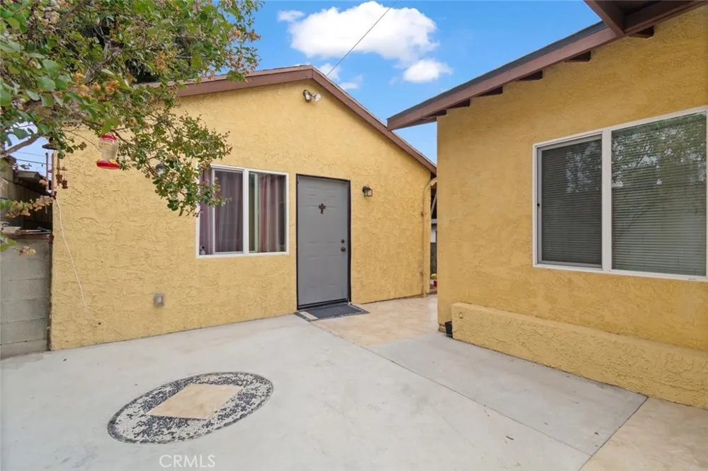 13260 Raven Sylmar, CA 91342