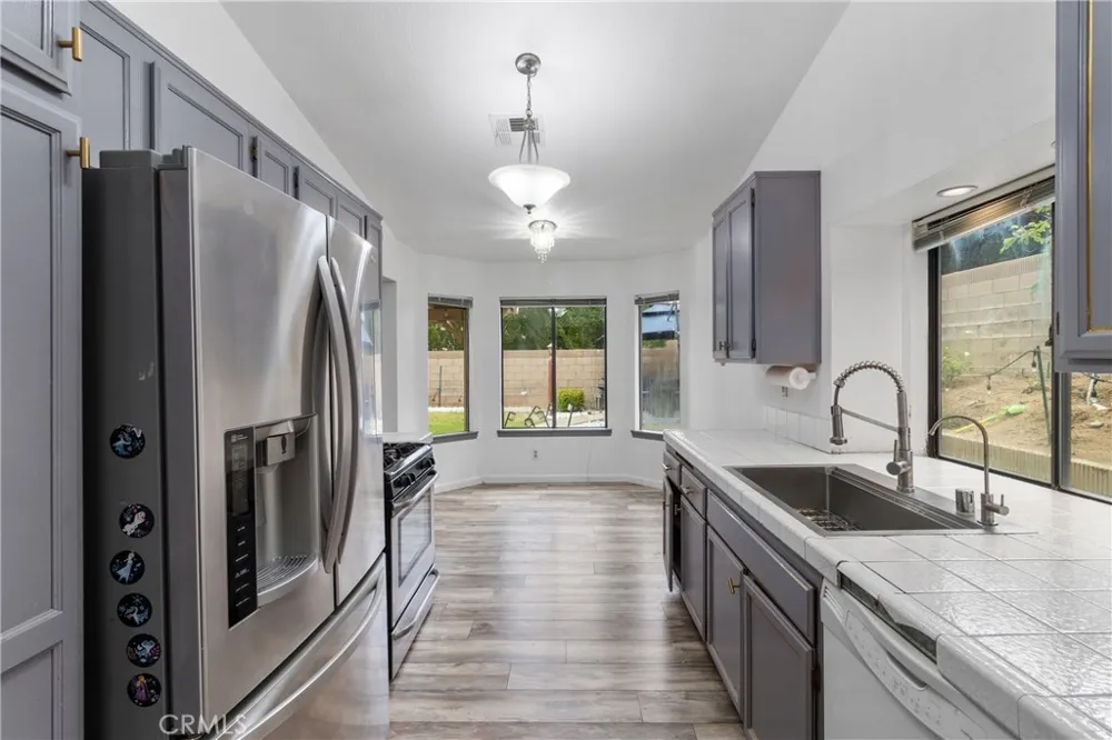 40506 Palmas Court Palmdale, CA 93551