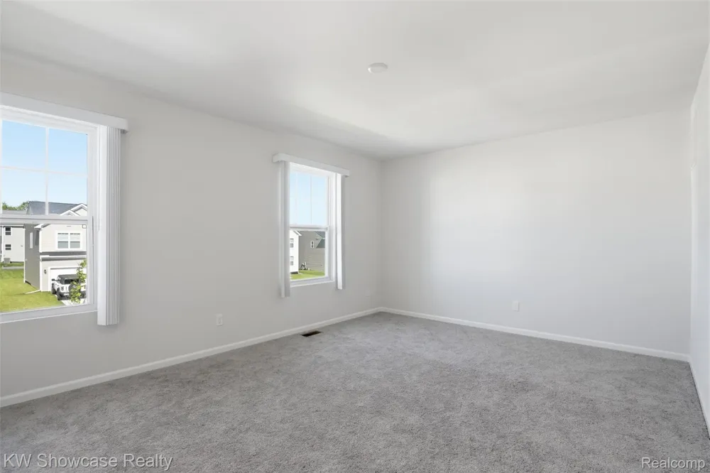 249 Saddleback Court White Lake Charter Township, MI 48386