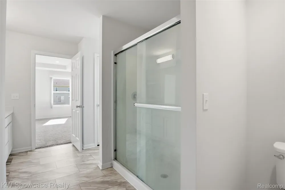 249 Saddleback Court White Lake Charter Township, MI 48386