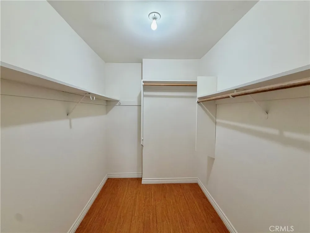 14141 Dickens #311 Sherman Oaks, CA 91423
