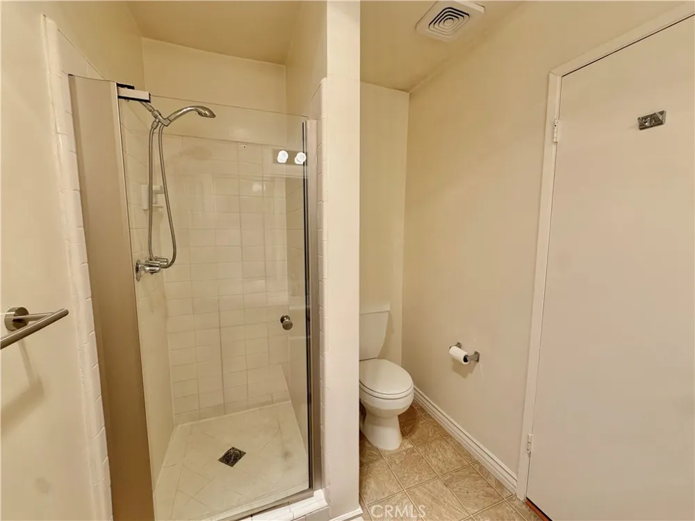14141 Dickens #311 Sherman Oaks, CA 91423