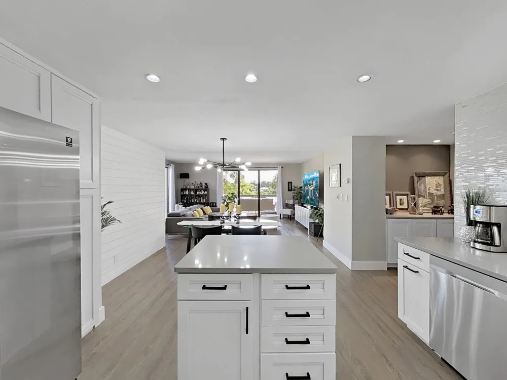 150 BELLEVIEW BOULEVARD #106 Belleair, FL 33756