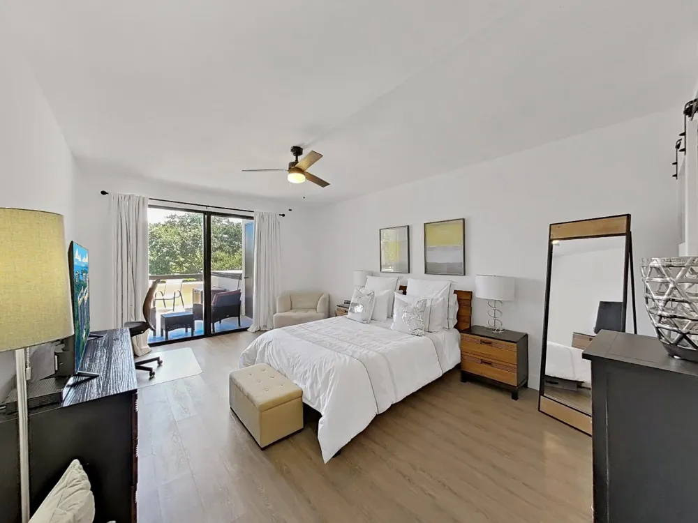 150 BELLEVIEW BOULEVARD #106 Belleair, FL 33756