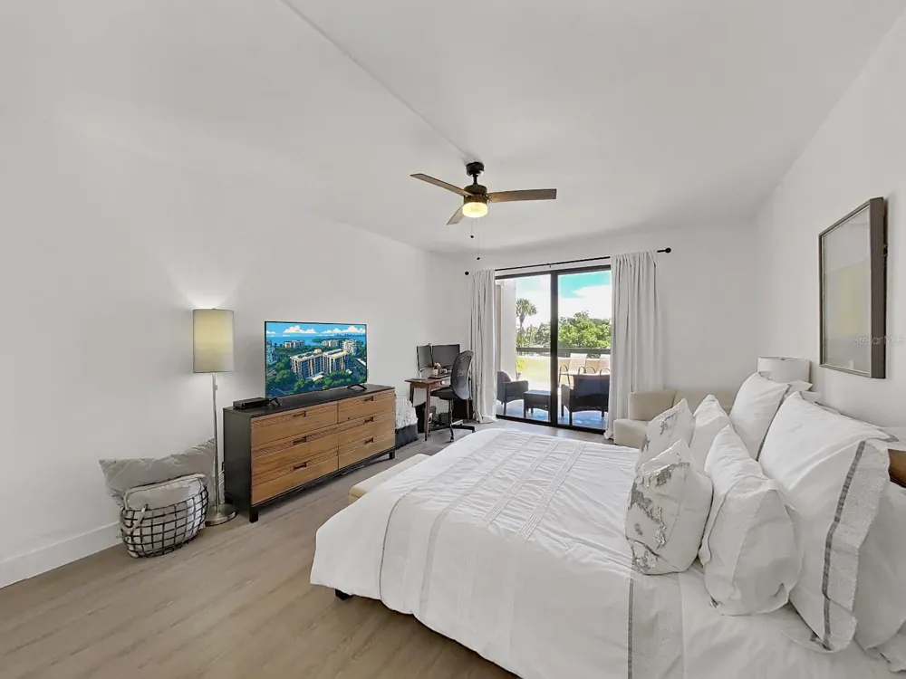 150 BELLEVIEW BOULEVARD #106 Belleair, FL 33756
