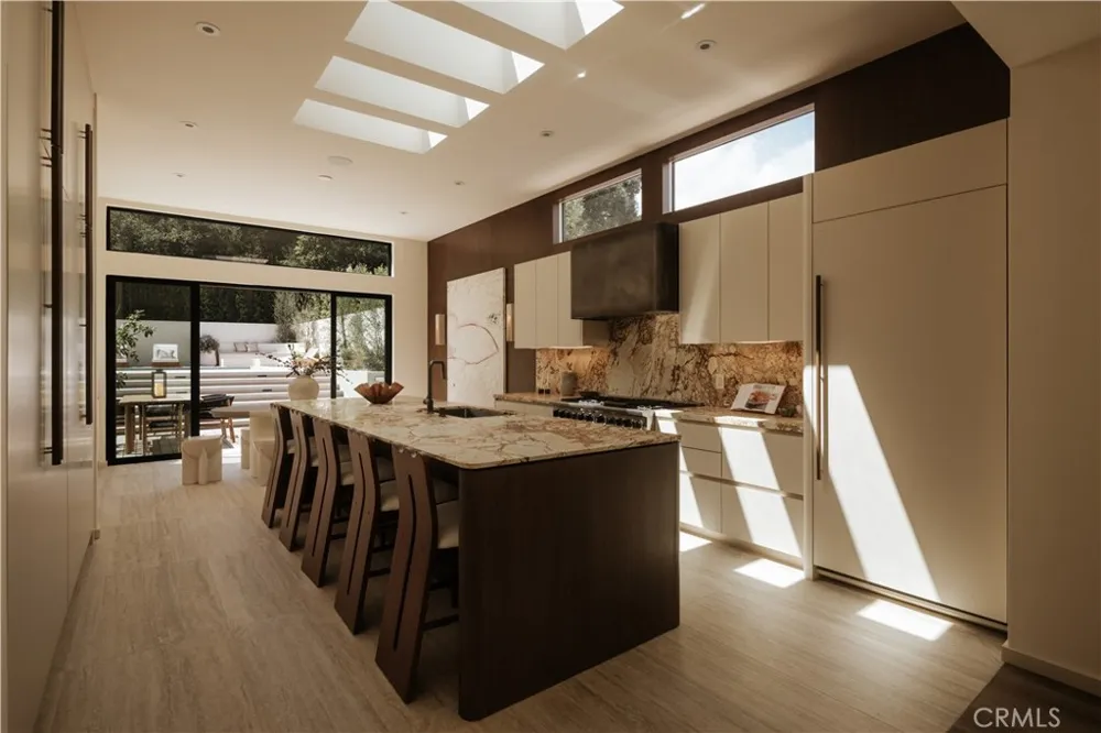 12162 Laurel Terrace Drive Studio City, CA 91604