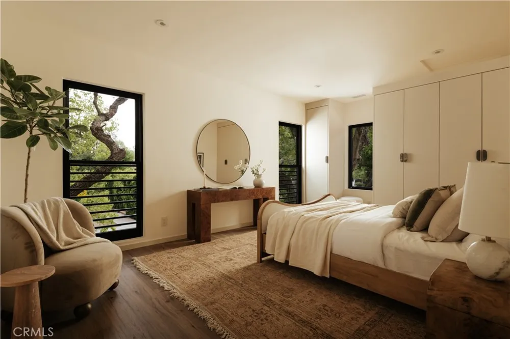 12162 Laurel Terrace Drive Studio City, CA 91604