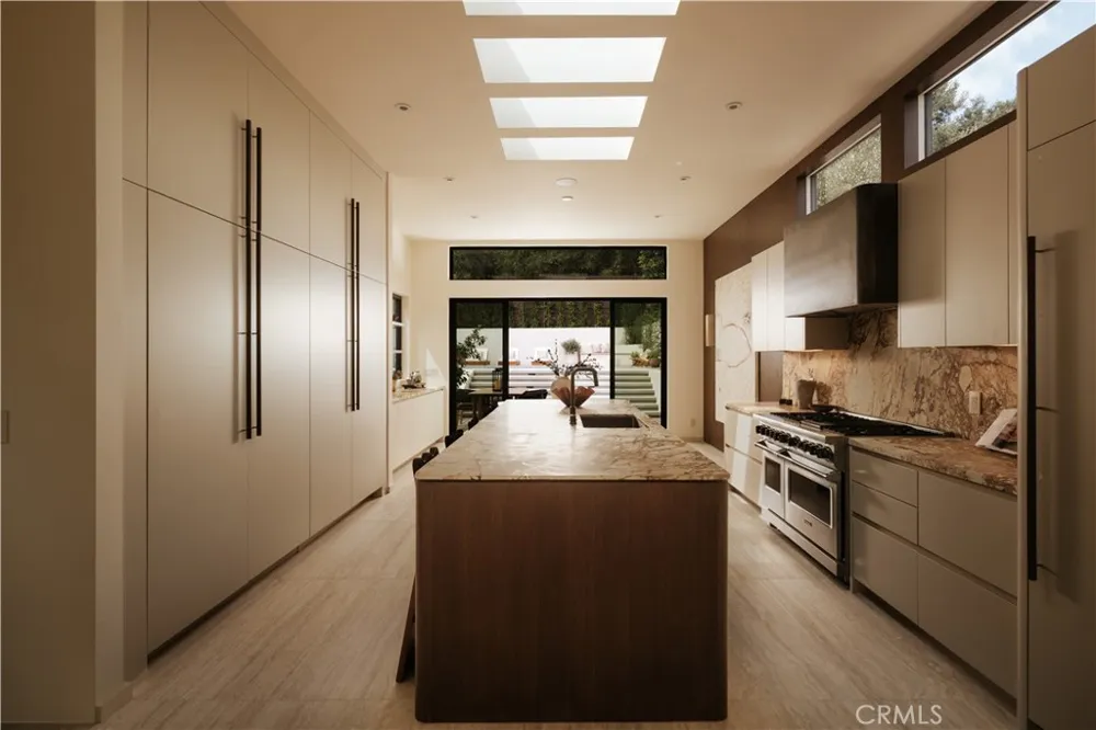 12162 Laurel Terrace Drive Studio City, CA 91604