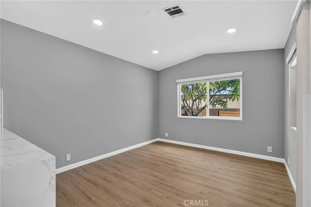 76726 California Palm Desert, CA 92211