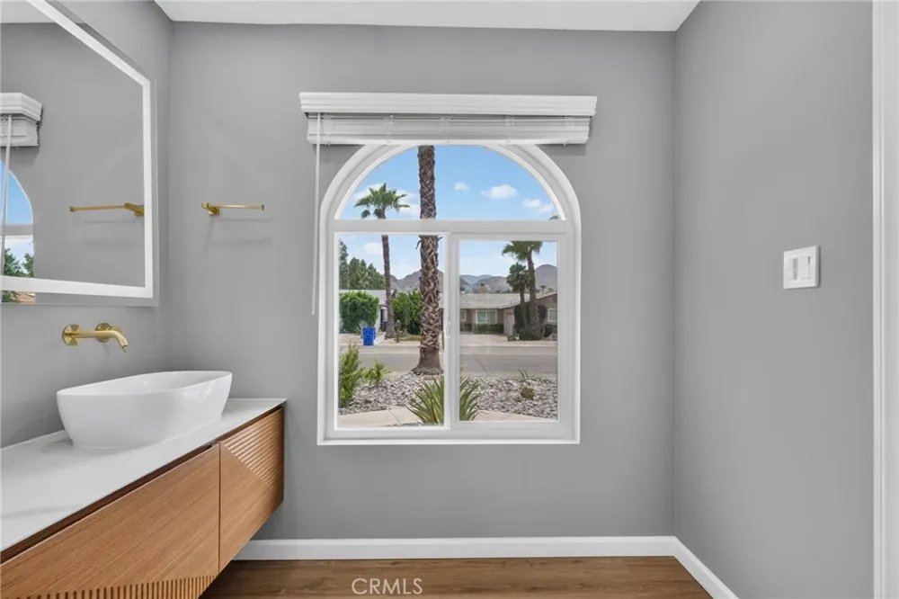 76726 California Palm Desert, CA 92211