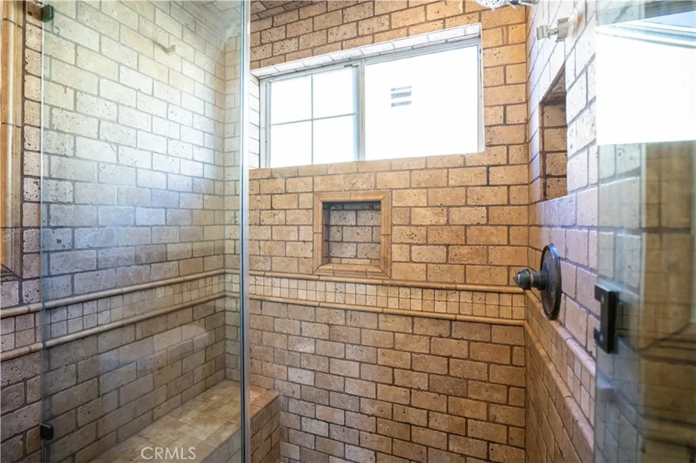 8855 Tyrone Avenue Panorama City, CA 91402