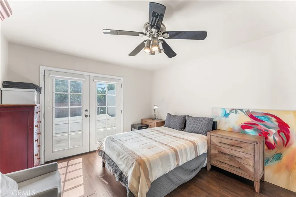 7222 Fallbrook Avenue West Hills, CA 91307