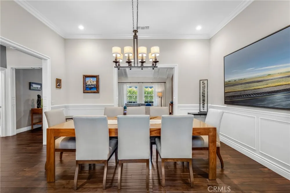 11156 Valley Spring Lane Studio City, CA 91602