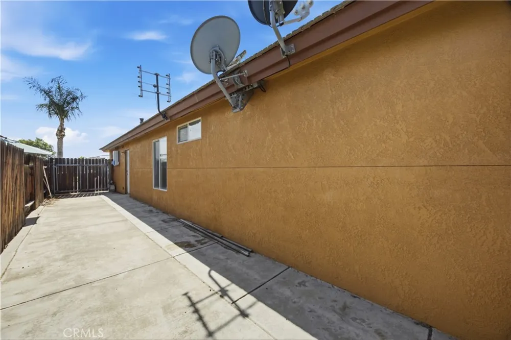 5009 Shaman Court Bakersfield, CA 93312