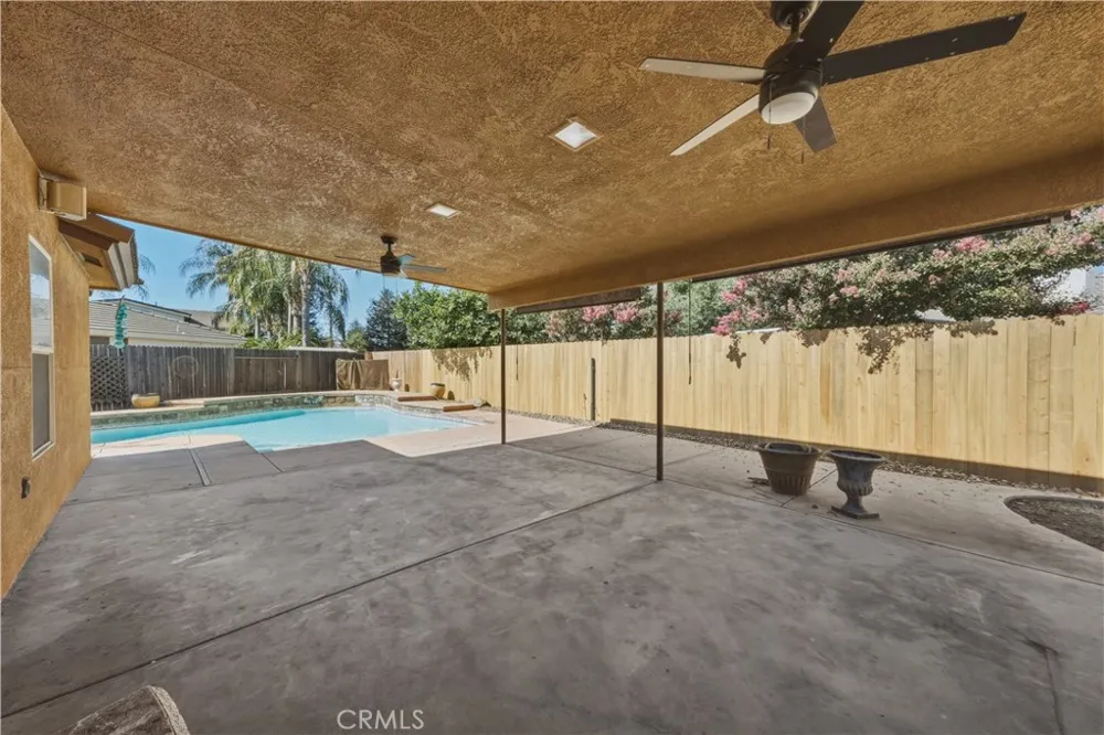 5009 Shaman Court Bakersfield, CA 93312