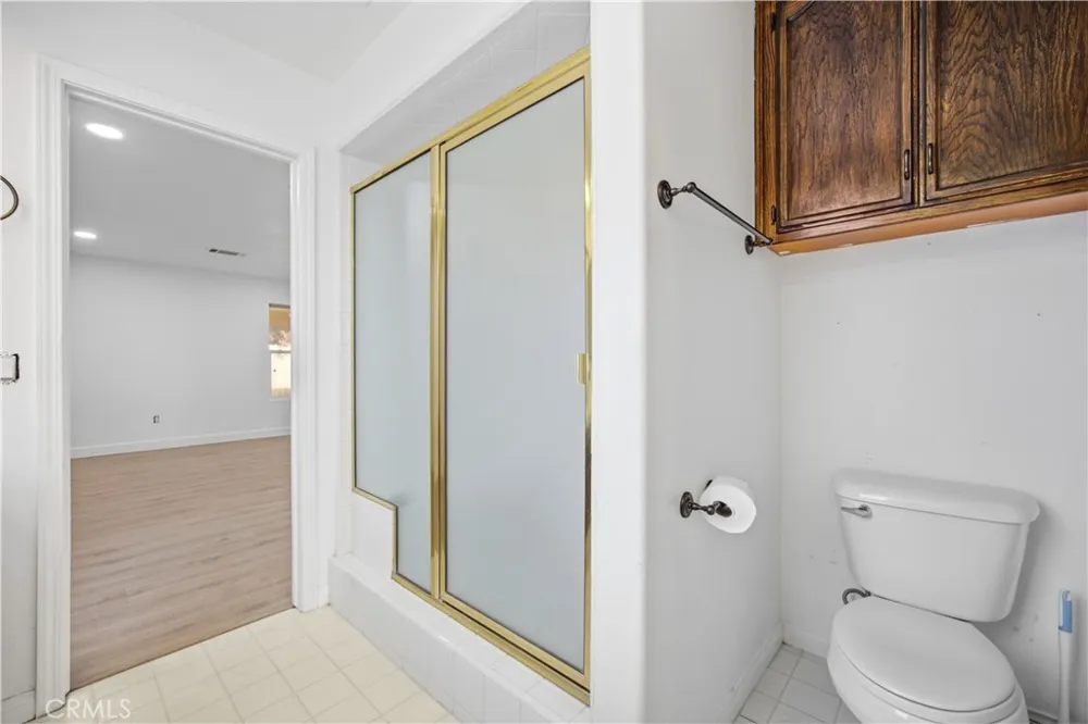 5009 Shaman Court Bakersfield, CA 93312