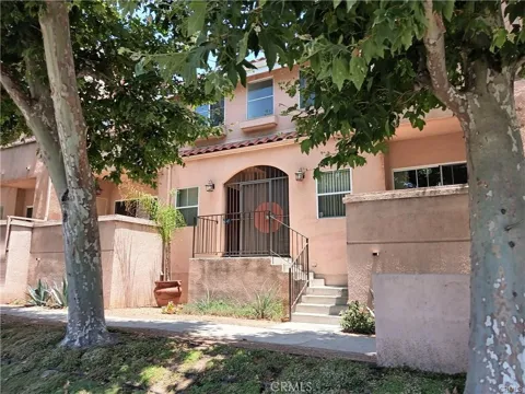 7320 Balboa Boulevard #205
