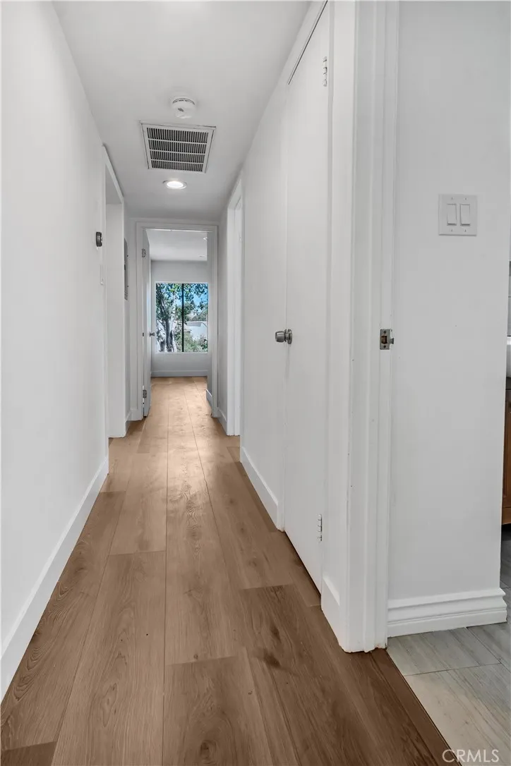 5700 Etiwanda Avenue #288 Tarzana, CA 91356