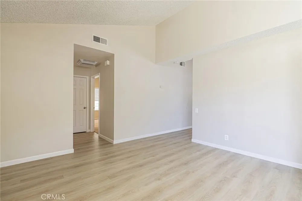 601 Curve Lancaster, CA 93535
