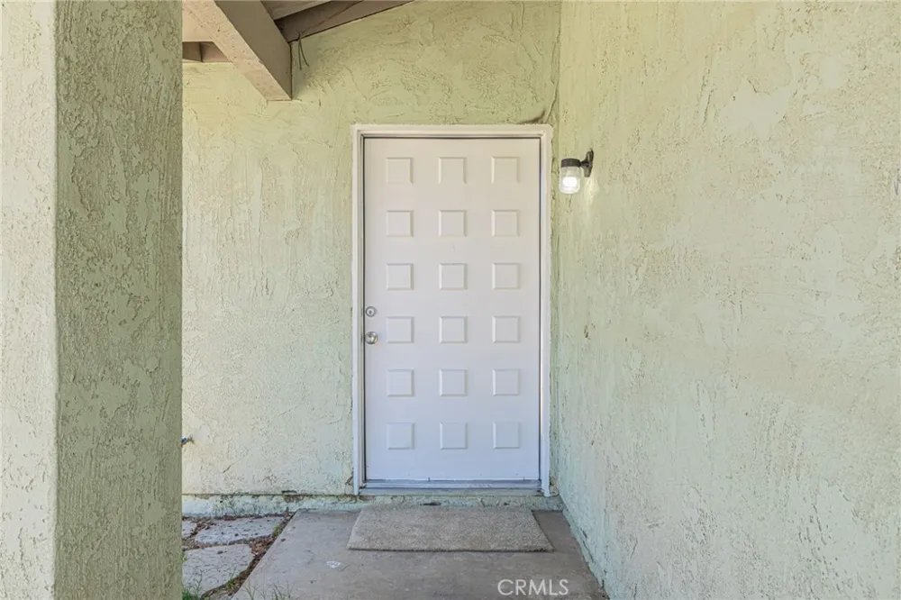 601 Curve Lancaster, CA 93535