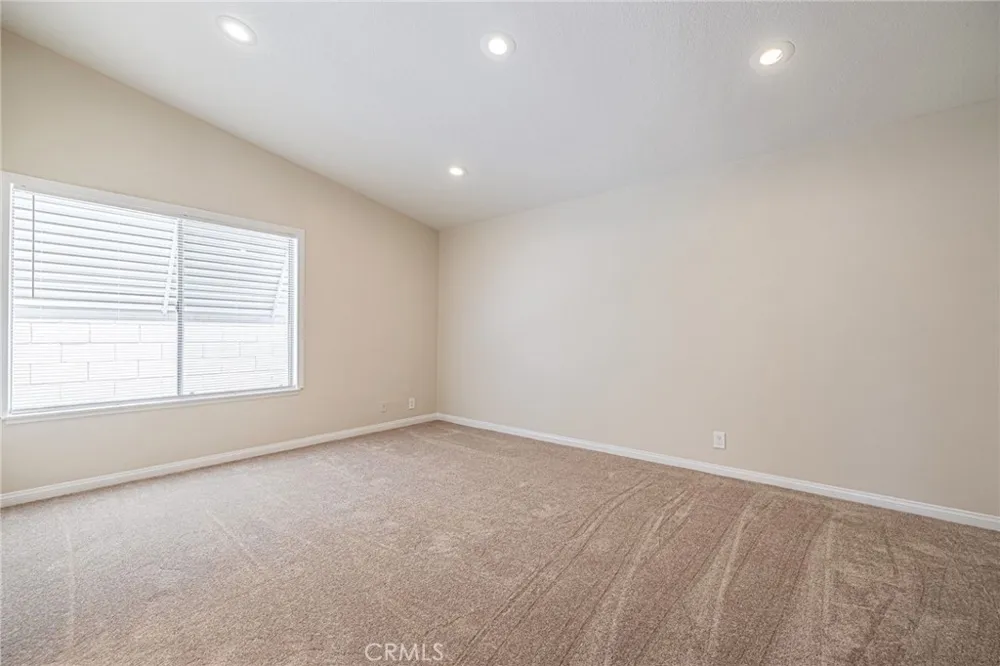 601 Curve Lancaster, CA 93535