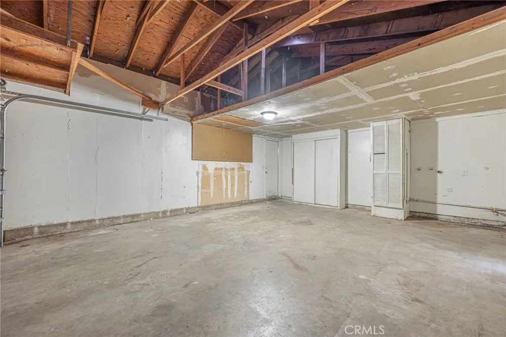 601 Curve Lancaster, CA 93535