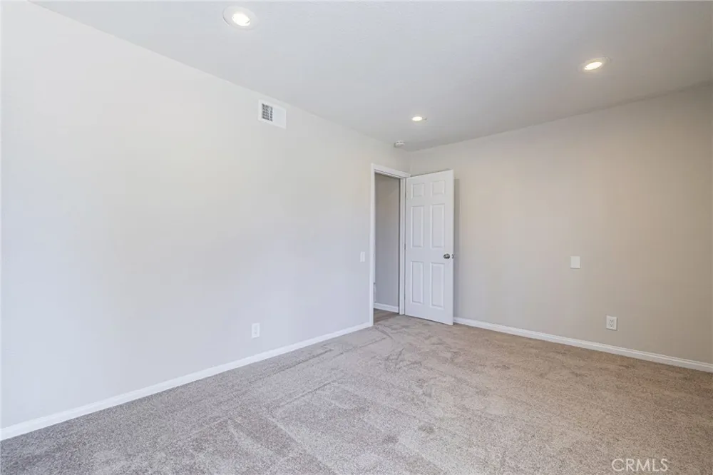 601 Curve Lancaster, CA 93535