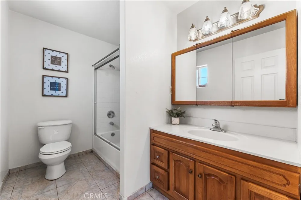 21208 Madre Tehachapi, CA 93561