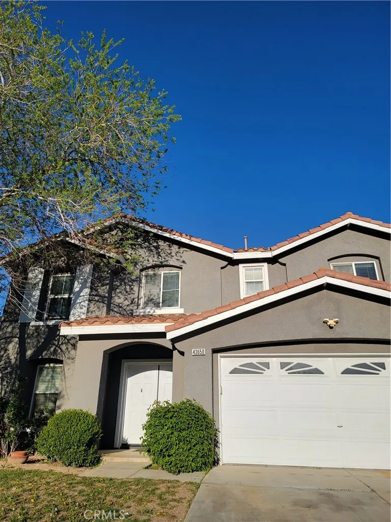 43650 Castle Circle Lancaster, CA 93535
