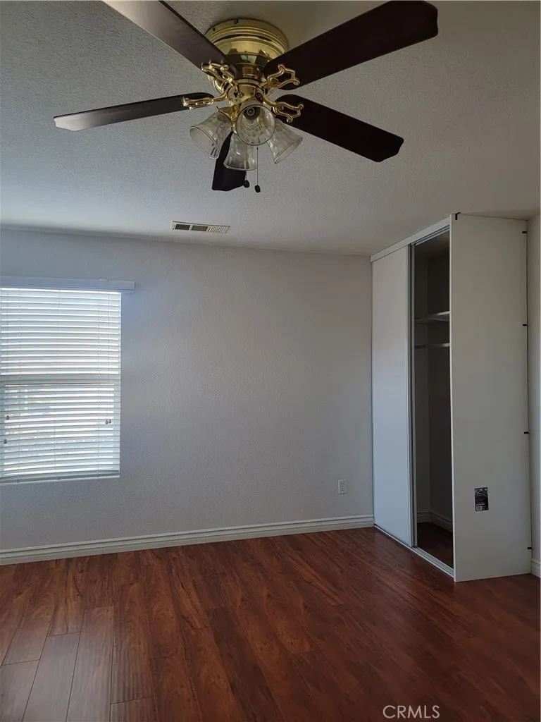 43650 Castle Circle Lancaster, CA 93535