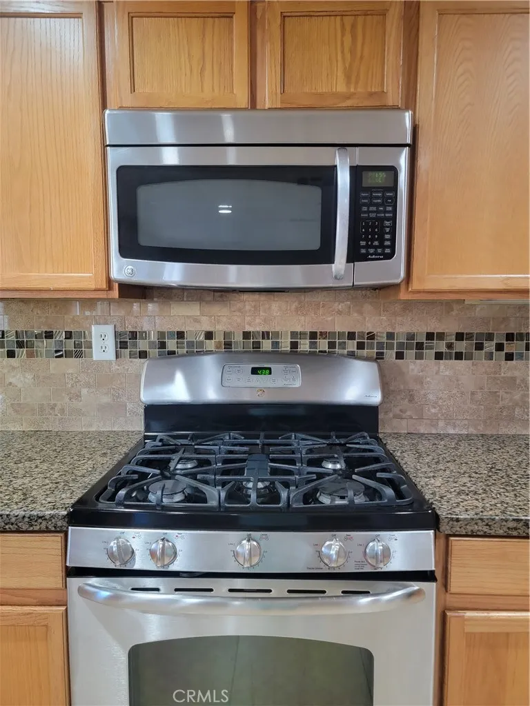 43650 Castle Circle Lancaster, CA 93535