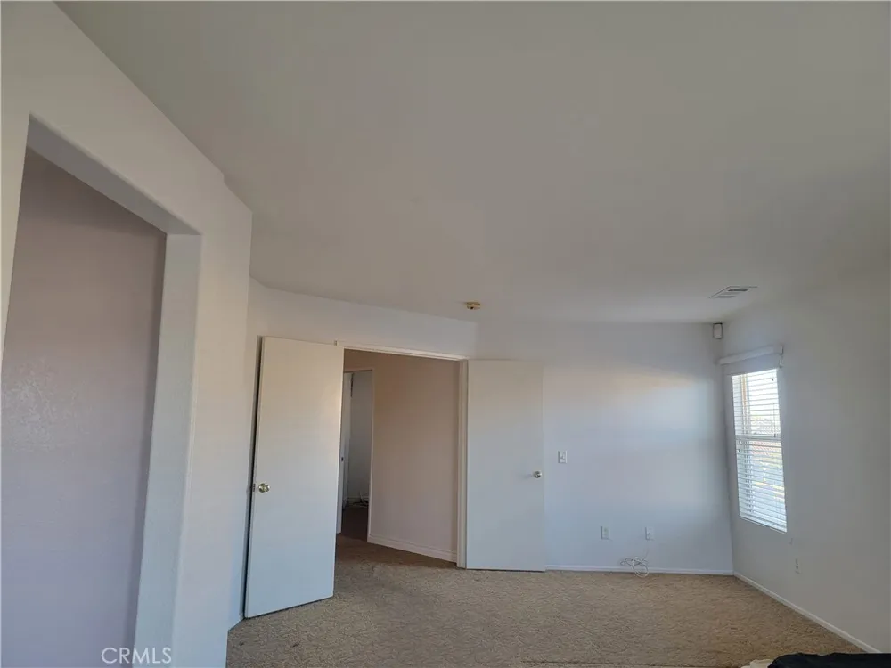 43650 Castle Circle Lancaster, CA 93535