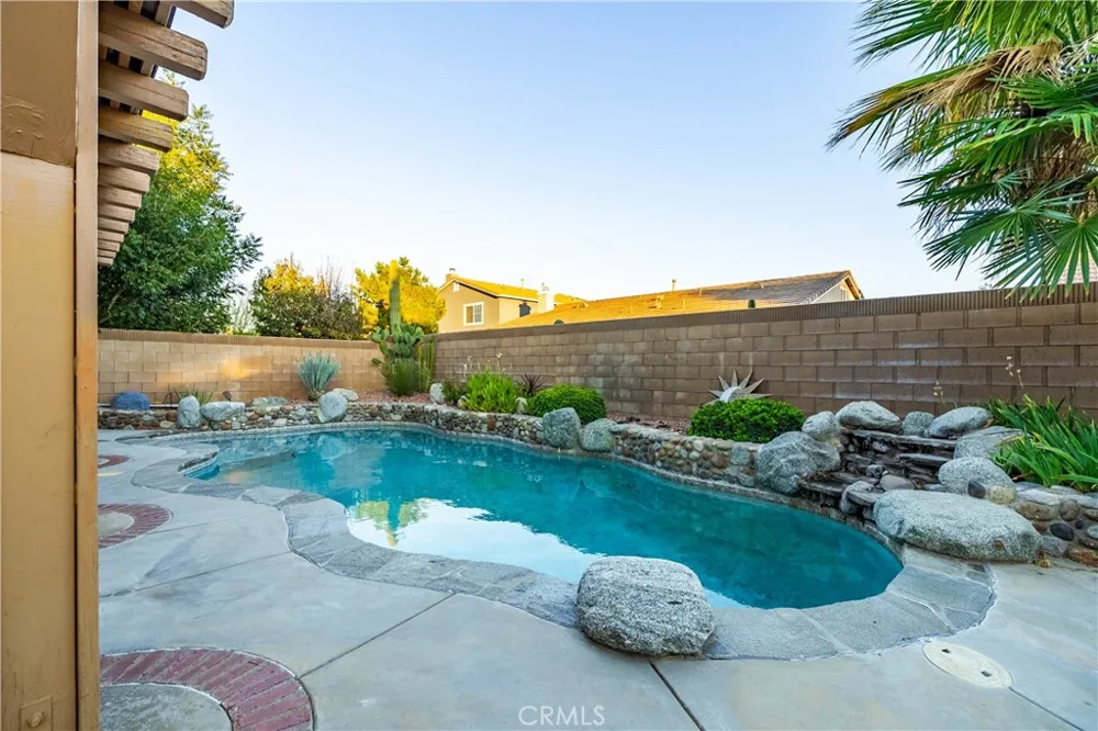 2618 Paxton Palmdale, CA 93551