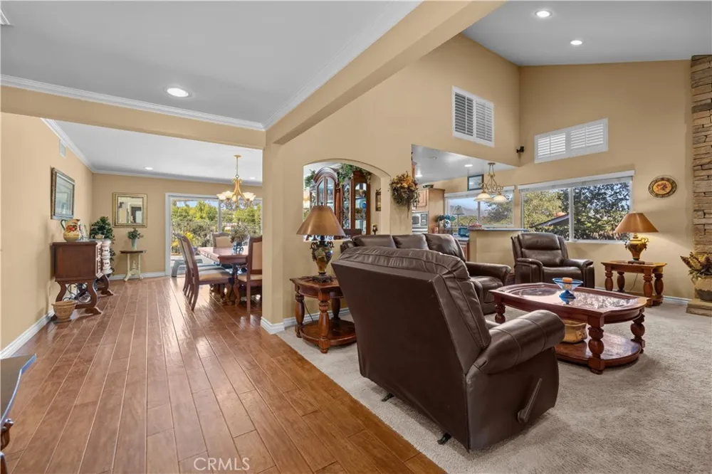 9408 True Knoll Drive Tujunga, CA 91042