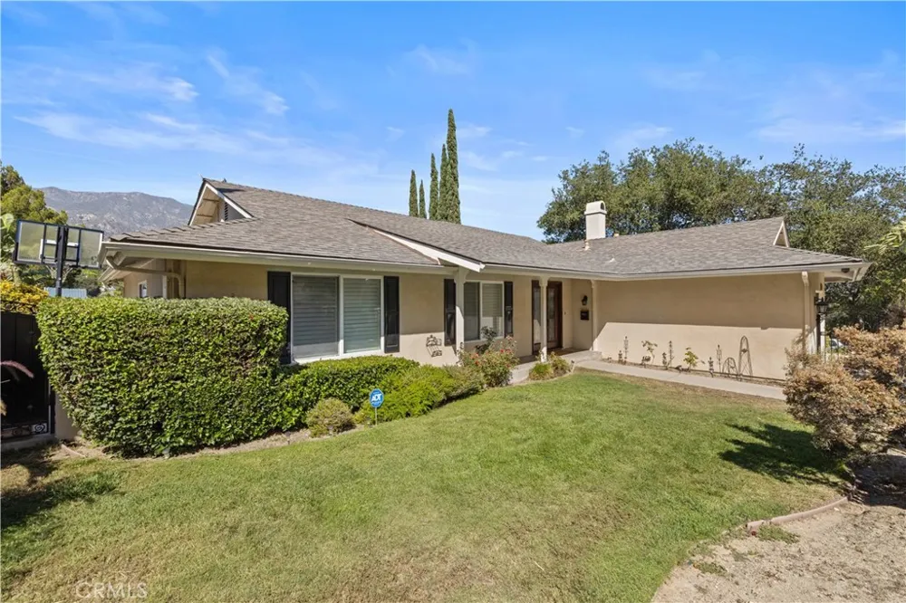 9408 True Knoll Drive Tujunga, CA 91042