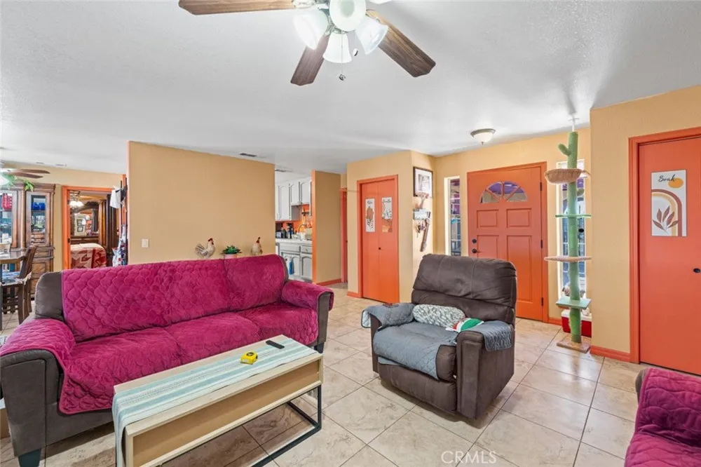 9121 Grove Avenue California City, CA 93505