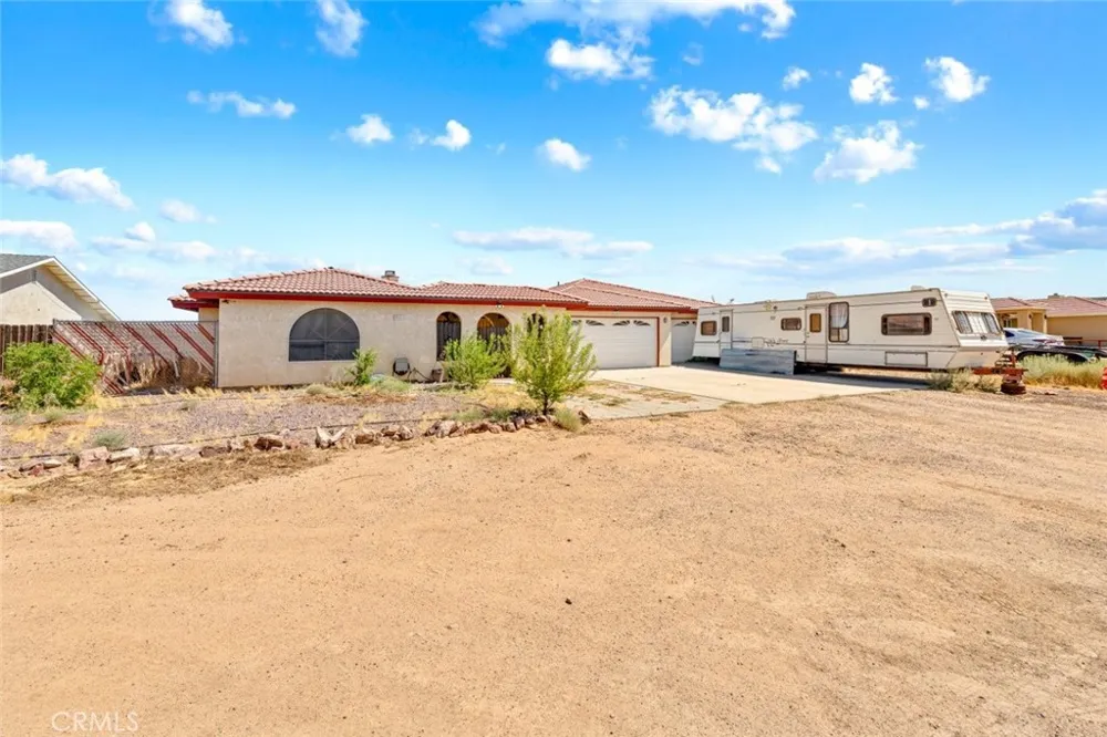 9121 Grove Avenue California City, CA 93505