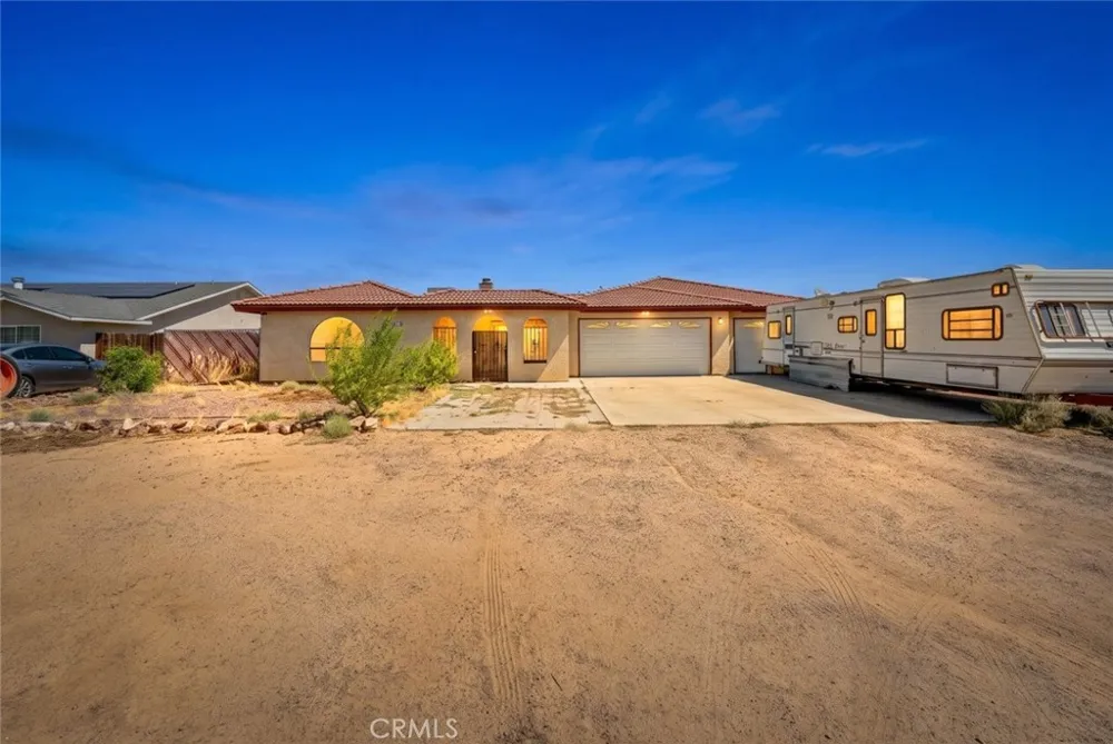 9121 Grove Avenue California City, CA 93505