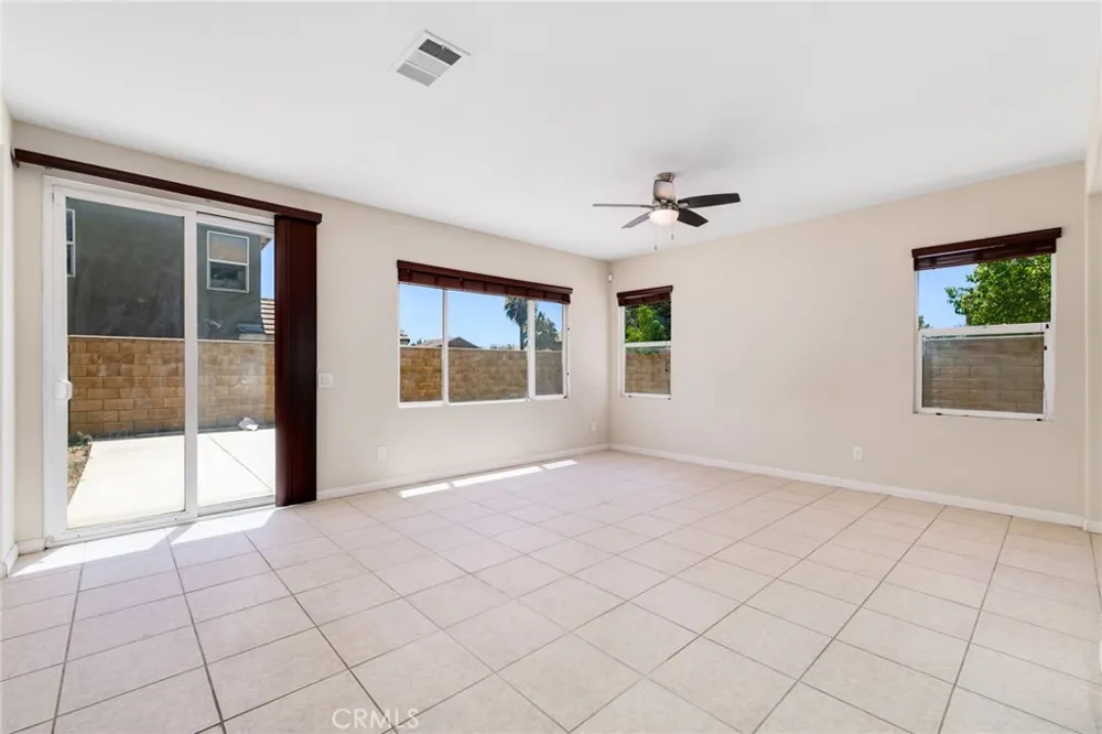 27297 Honey Scented Moreno Valley, CA 92555
