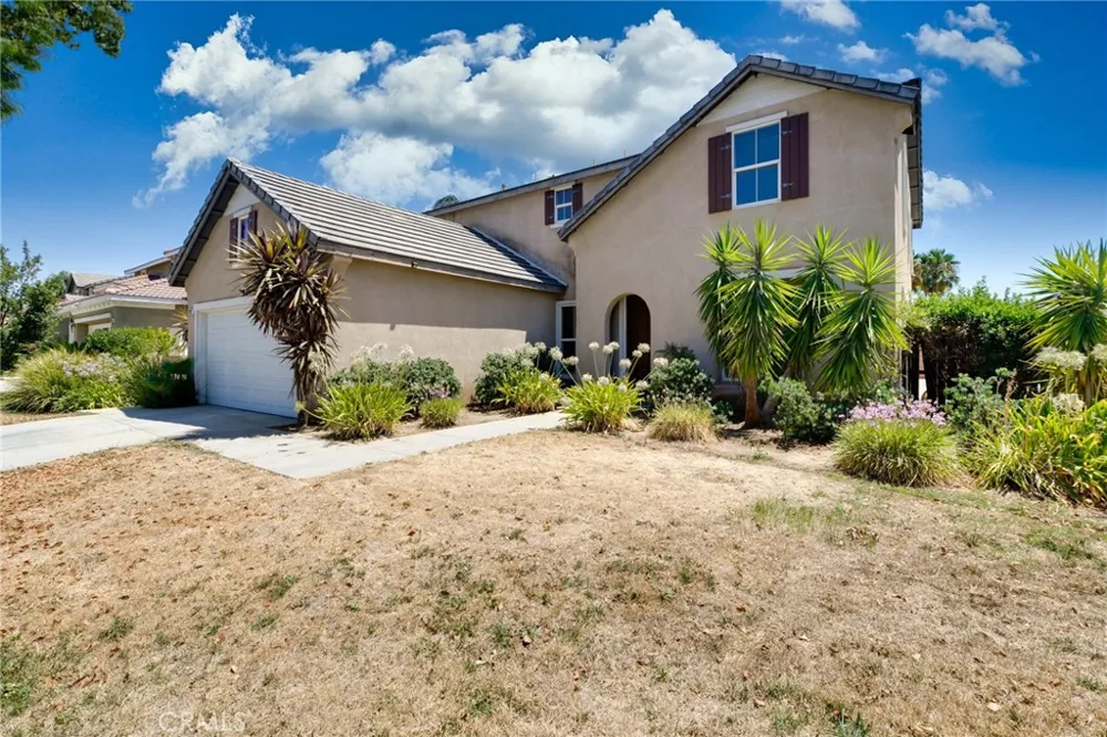 27297 Honey Scented Moreno Valley, CA 92555