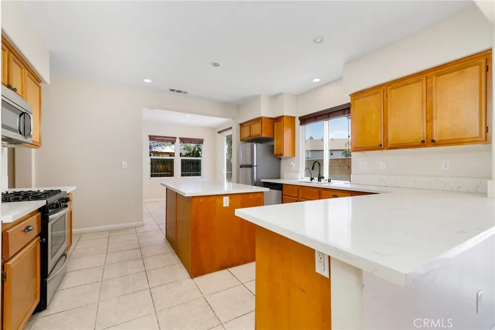 27297 Honey Scented Moreno Valley, CA 92555