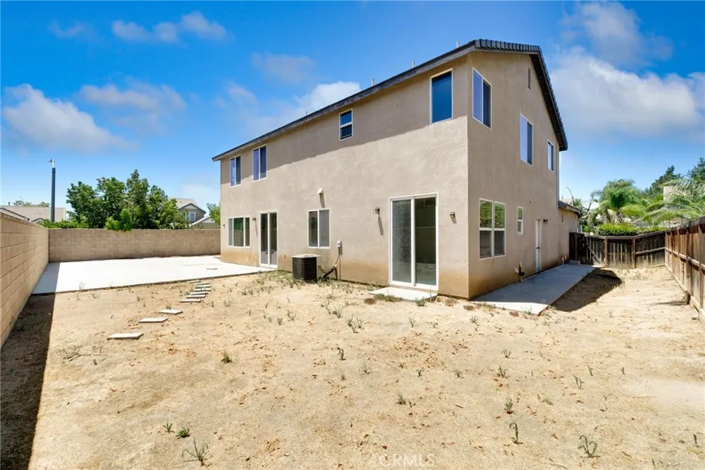 27297 Honey Scented Moreno Valley, CA 92555