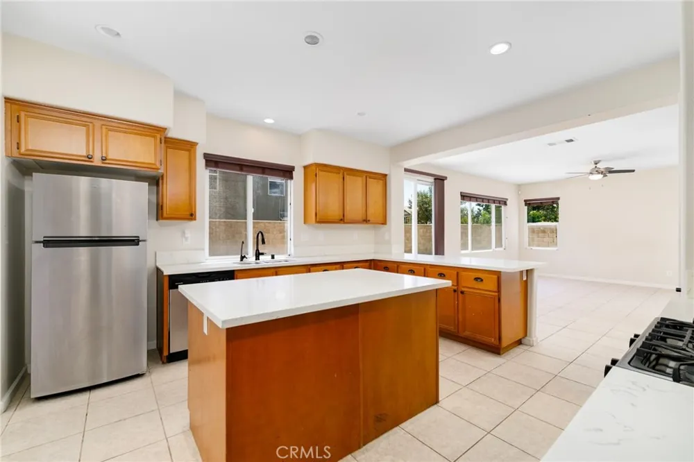 27297 Honey Scented Moreno Valley, CA 92555