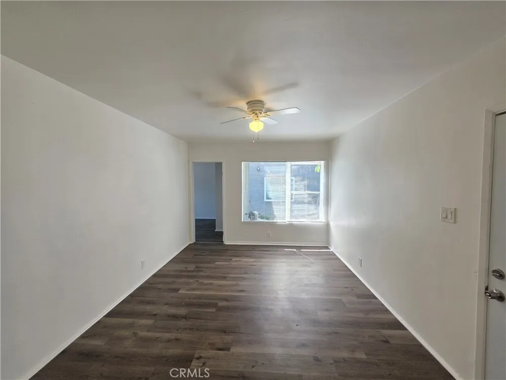 252 E 79th Los Angeles, CA 90003