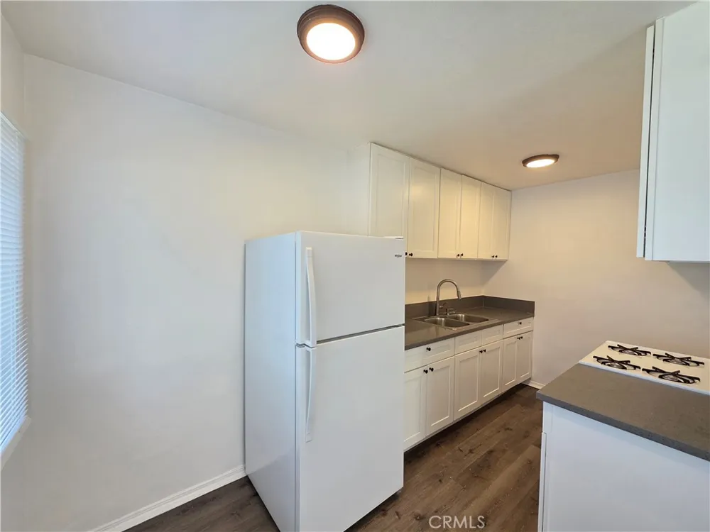 252 E 79th Los Angeles, CA 90003