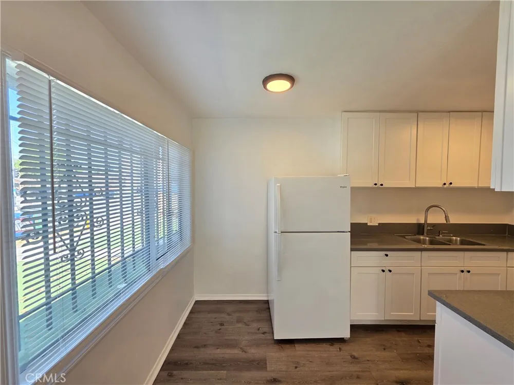 252 E 79th Los Angeles, CA 90003