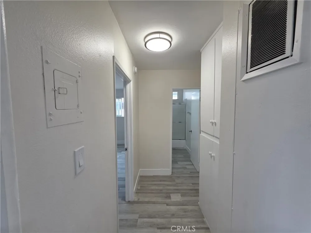 14609 Saticoy #24 Van Nuys, CA 91405