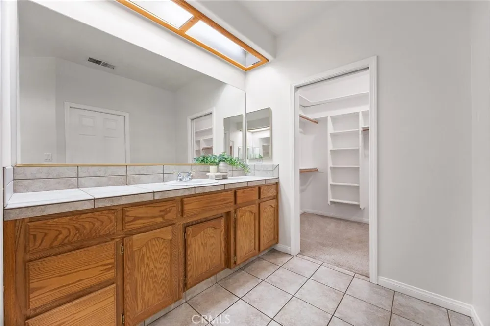 14005 Austin Creek Avenue Bakersfield, CA 93314
