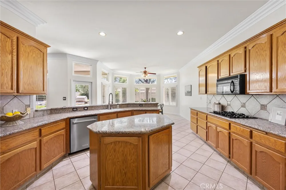 14005 Austin Creek Avenue Bakersfield, CA 93314